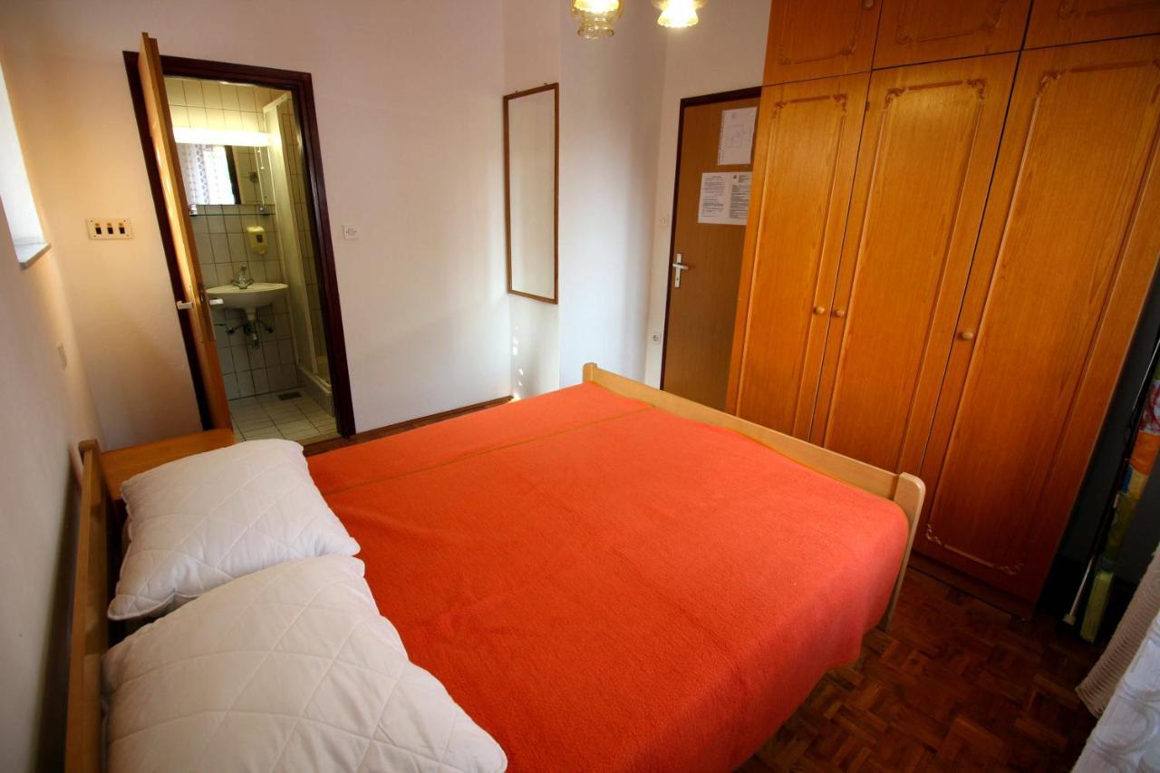 Guesthouse Marija Novi Vinodolski Ngoại thất bức ảnh
