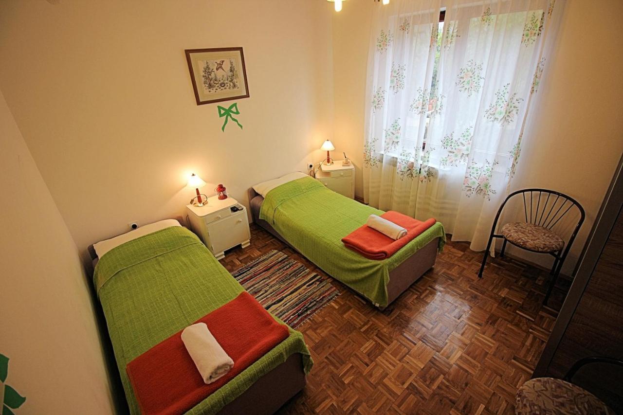 Guesthouse Marija Novi Vinodolski Ngoại thất bức ảnh